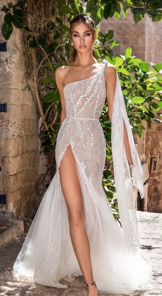 Очаровательные свадебные платья 2019-2020 &ndash; модные новинки, модели и фасоны