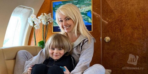 На Яну Рудковскую ополчились после её скорбного поста о Юлии Началовой