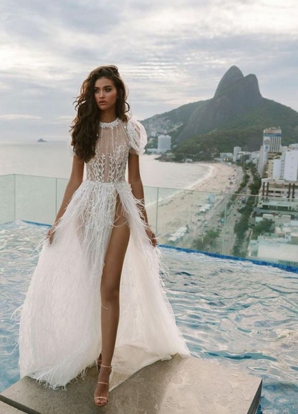 Очаровательные свадебные платья 2019-2020 &ndash; модные новинки, модели и фасоны