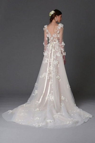 Очаровательные свадебные платья 2019-2020 &ndash; модные новинки, модели и фасоны