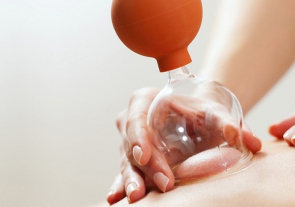 Что такое антицеллюлитный массаж банками. Баночный вакуумный массаж дома