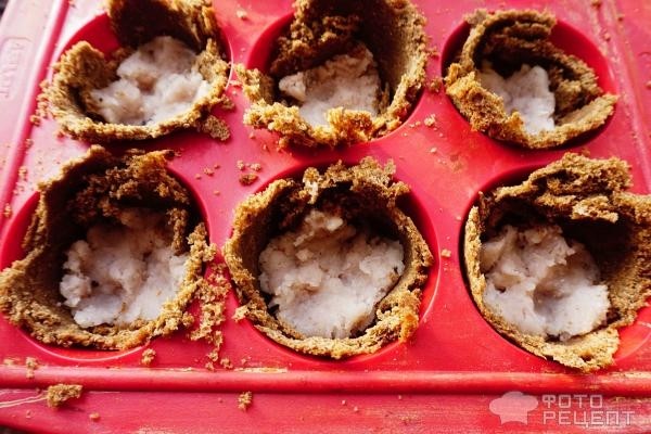 Рецепт: Ржаные мини-киши с рыбой - для завтрака, перекуса и праздника