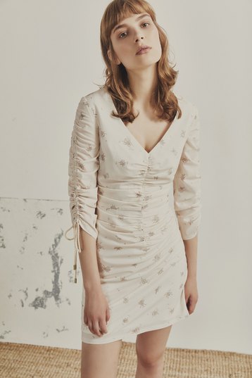 Египетские мотивы в&nbsp;коллекции Laroom на&nbsp;весну и&nbsp;лето 2019-го