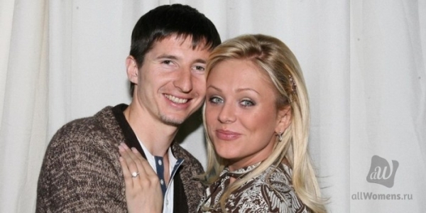 От Евгения Алдонина подписчики требуют пост о Юлии Началовой: в Instagram бывшего мужа певицы назревает скандал